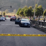 Intentan matar a funcionaria del SNAI en ataque armado en Quito: ella y su esposo quedaron heridos.