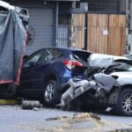 Accidente de tránsito, que involucró 12 vehículos, provocó la muerte de una persona y ocho heridos en Quito